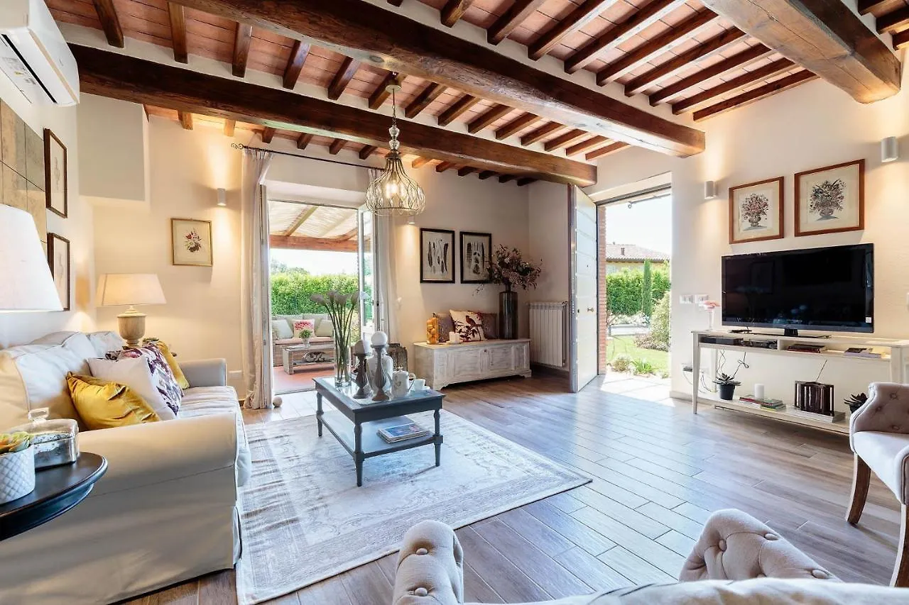 Villa Pemola A Luxury Farmhouse With Garden And Bikes In Lucca Town Capannori 0*,