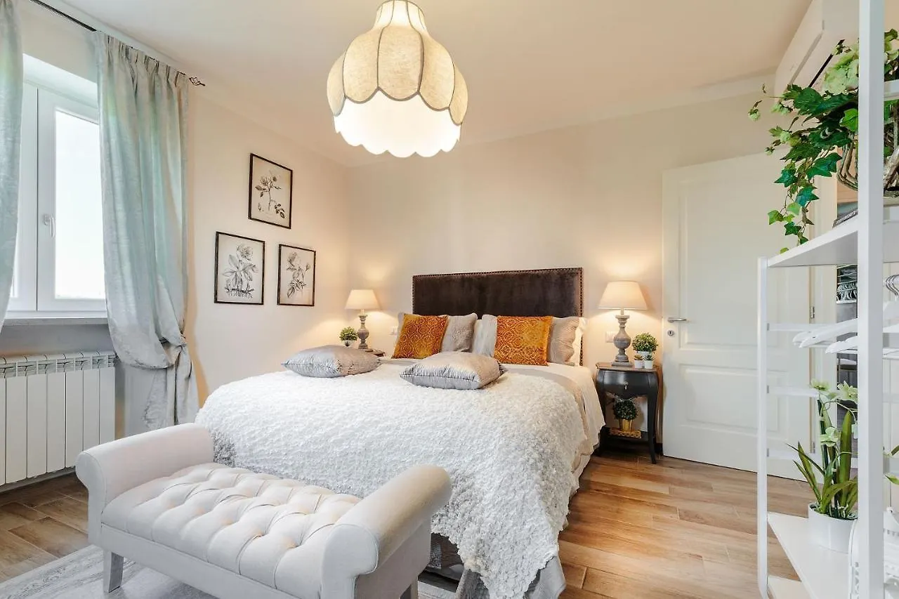 Villa Pemola A Luxury Farmhouse With Garden And Bikes In Lucca Town كابانّوري إيطاليا